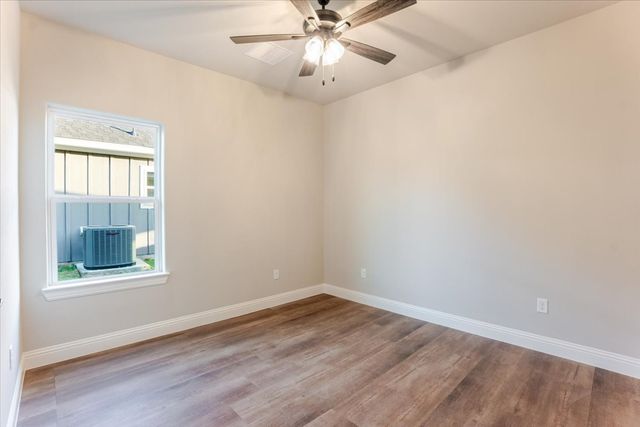 9209 Parkview Circle, Tolar, TX 76476
