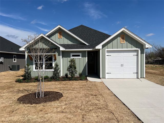 9209 Parkview Circle, Tolar, TX 76476