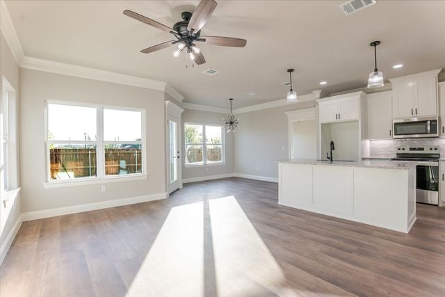 9209 Parkview Circle, Tolar, TX 76476