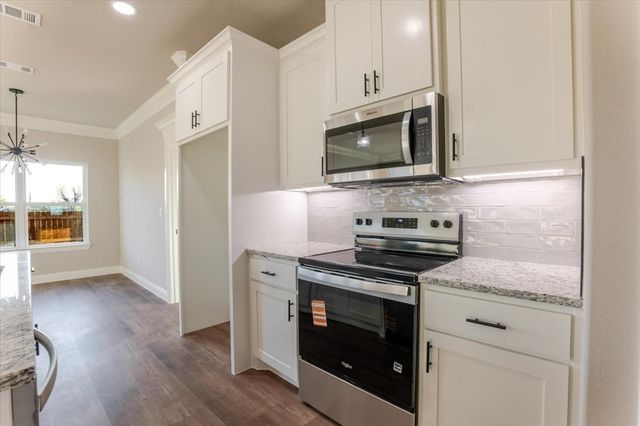 9209 Parkview Circle, Tolar, TX 76476