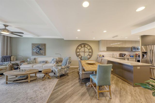 1095 GULF OF MEXICO DRIVE 502, Longboat Key, FL 34228