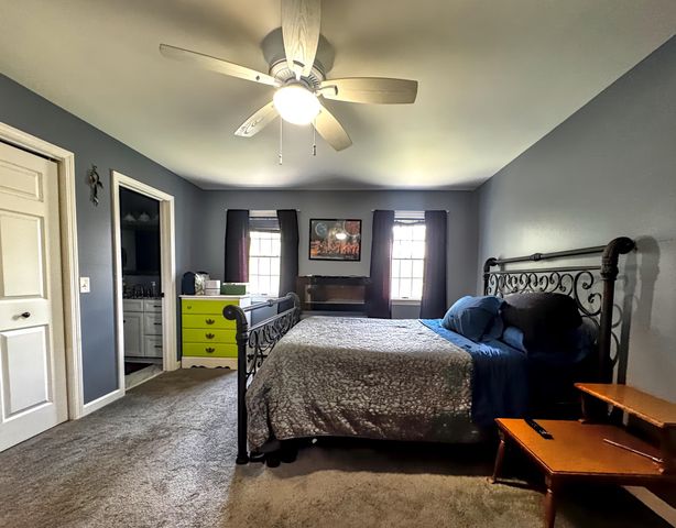 131 Pine Circle, Bennington, VT 05201