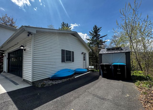 131 Pine Circle, Bennington, VT 05201