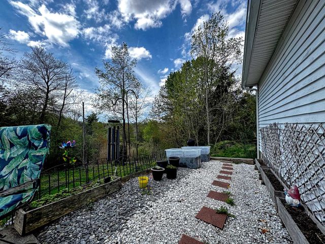 131 Pine Circle, Bennington, VT 05201