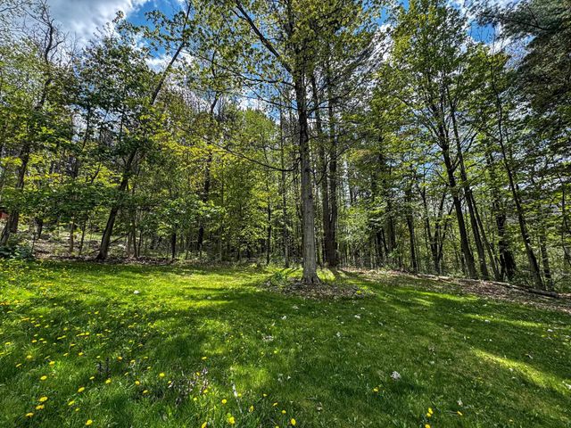 131 Pine Circle, Bennington, VT 05201