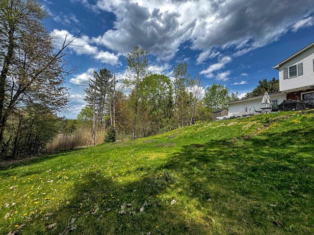131 Pine Circle, Bennington, VT 05201