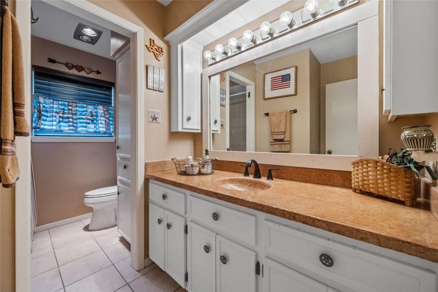 3743 Rocky Woods Drive, Kingwood, TX 77339