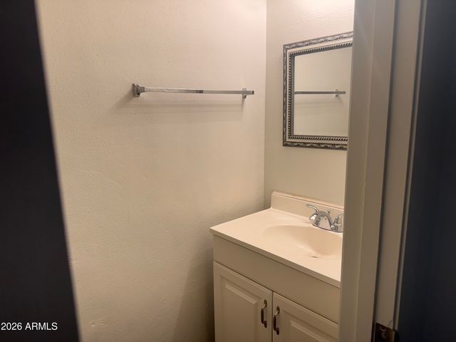 6733 N 44TH Avenue, Glendale, AZ 85301