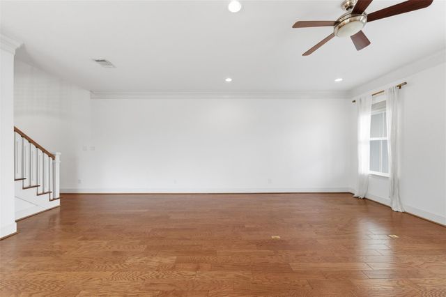 930 Dunbar Street, Houston, TX 77009