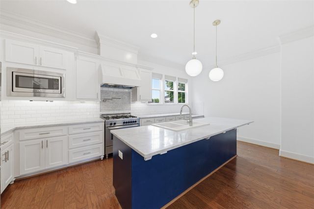 930 Dunbar Street, Houston, TX 77009