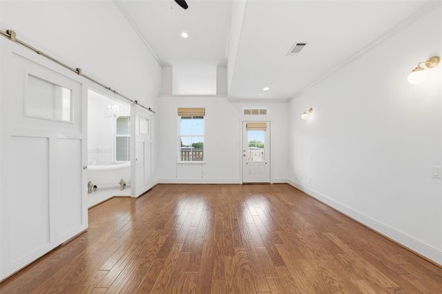 930 Dunbar Street, Houston, TX 77009