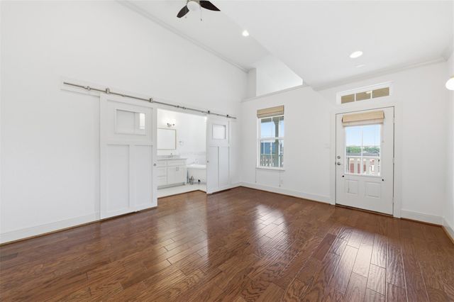 930 Dunbar Street, Houston, TX 77009