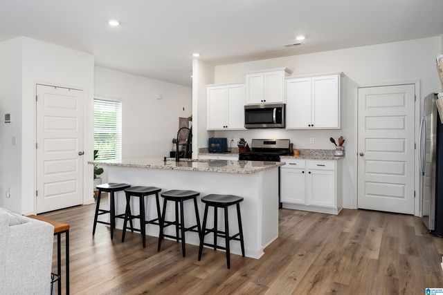1332 CHELSEA PARK TRAIL, Chelsea, AL 35043