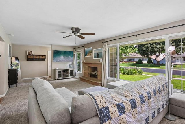 204 6th Street, Waunakee, WI 53597