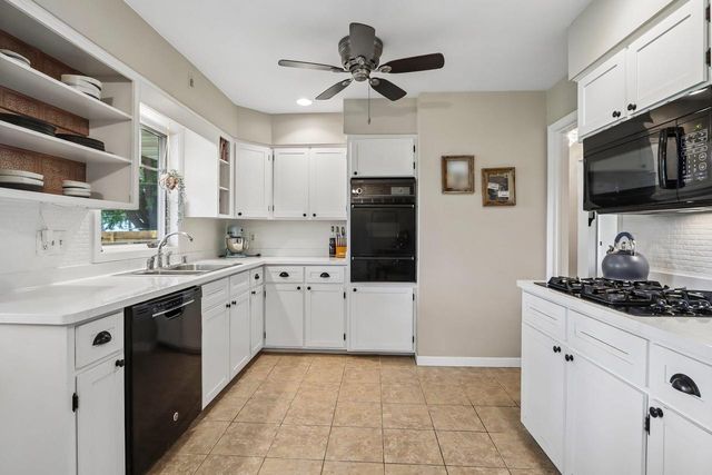 204 6th Street, Waunakee, WI 53597
