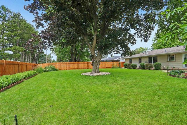 204 6th Street, Waunakee, WI 53597