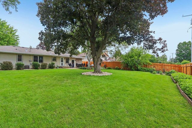 204 6th Street, Waunakee, WI 53597