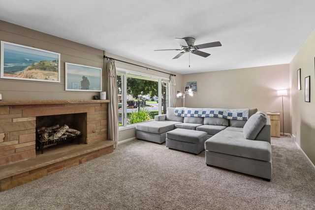 204 6th Street, Waunakee, WI 53597