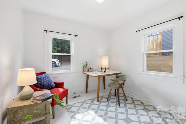 21 Clemmons Street, Asheville, NC 28801