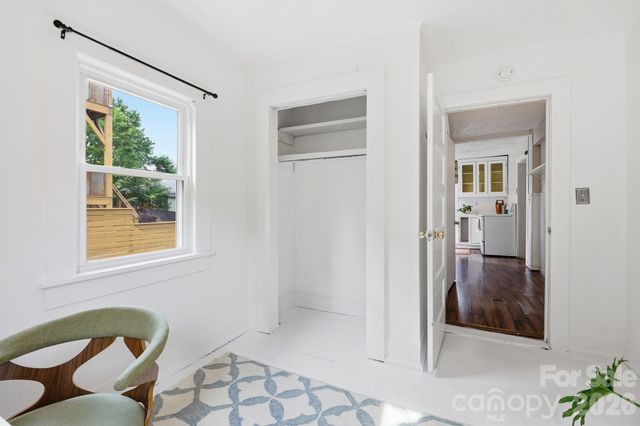21 Clemmons Street, Asheville, NC 28801