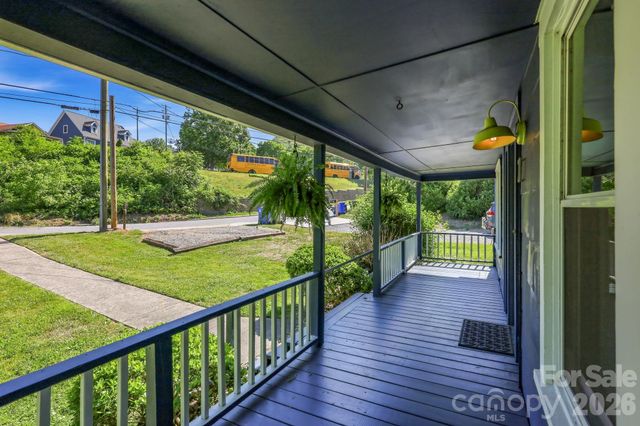 21 Clemmons Street, Asheville, NC 28801