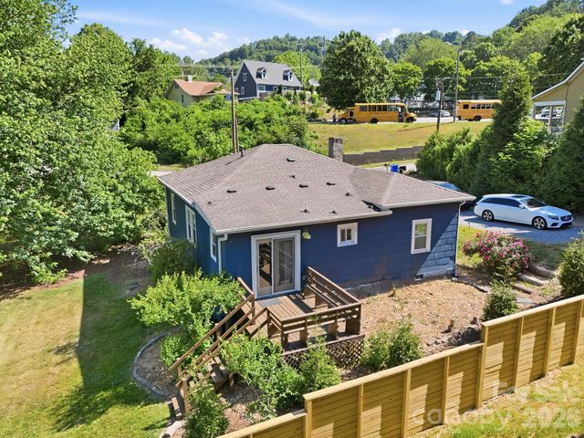 21 Clemmons Street, Asheville, NC 28801