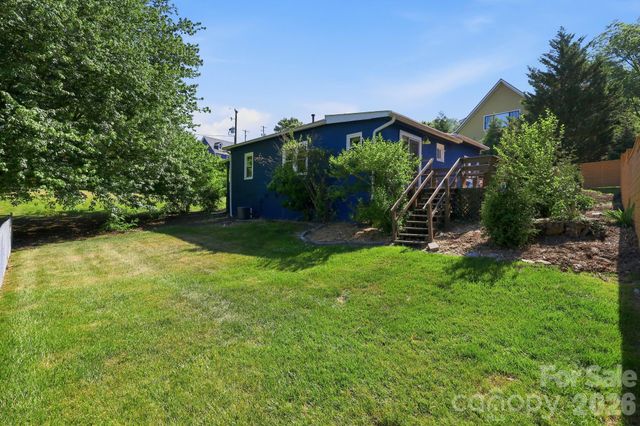21 Clemmons Street, Asheville, NC 28801