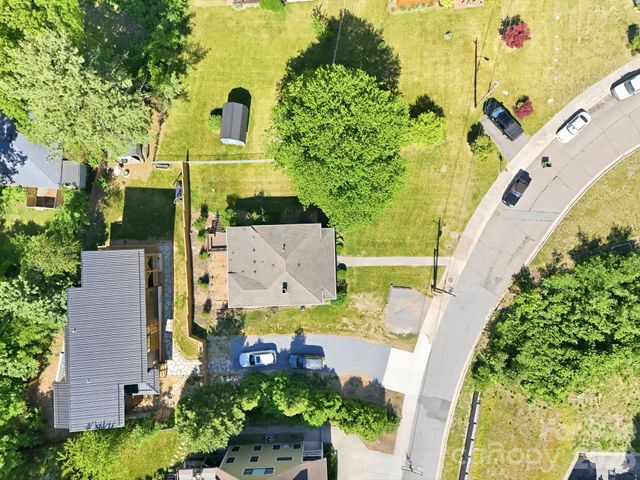 21 Clemmons Street, Asheville, NC 28801