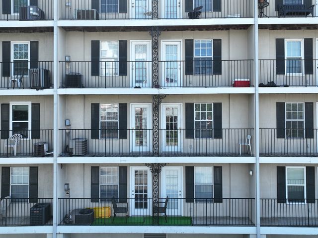 2325 Elliston Pl Apt 202, Nashville, TN 37203