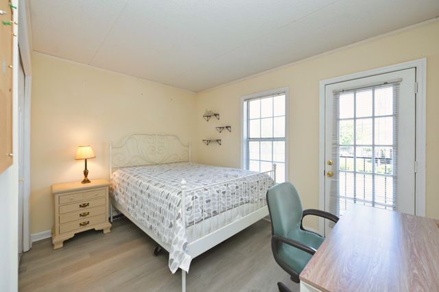 2325 Elliston Pl Apt 202, Nashville, TN 37203