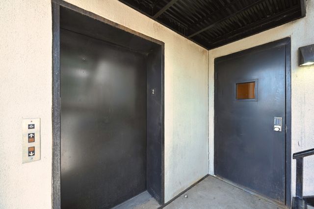 2325 Elliston Pl Apt 202, Nashville, TN 37203