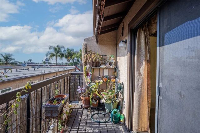 13982 Ramhurst 6, La Mirada, CA 90638