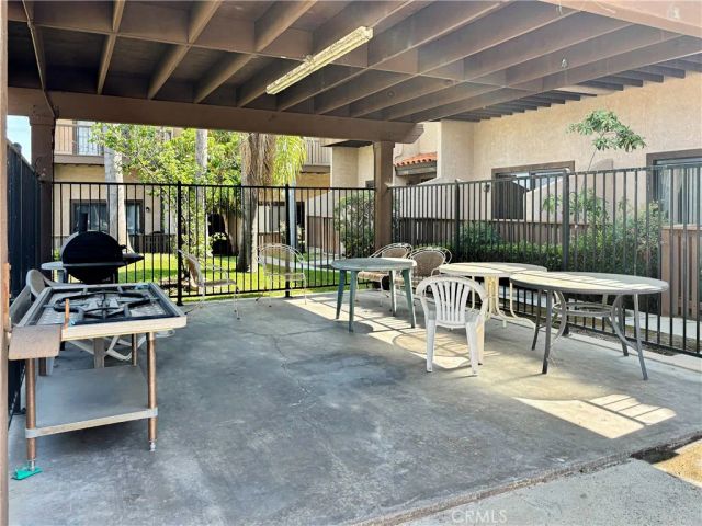 13982 Ramhurst 6, La Mirada, CA 90638