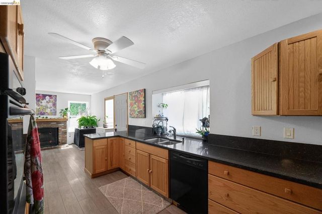 3320 Streamwood Ct, Antioch, CA 94531