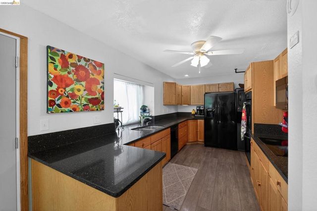 3320 Streamwood Ct, Antioch, CA 94531