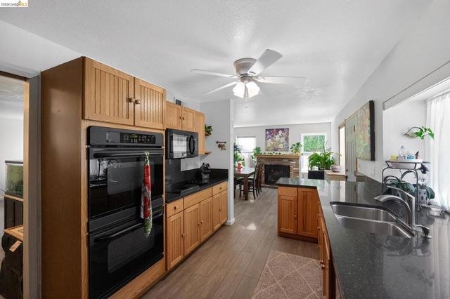 3320 Streamwood Ct, Antioch, CA 94531