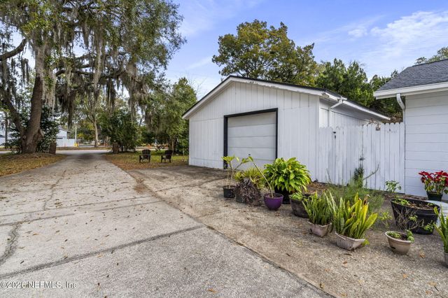 517 CLINTON Drive, Orange Park, FL 32073