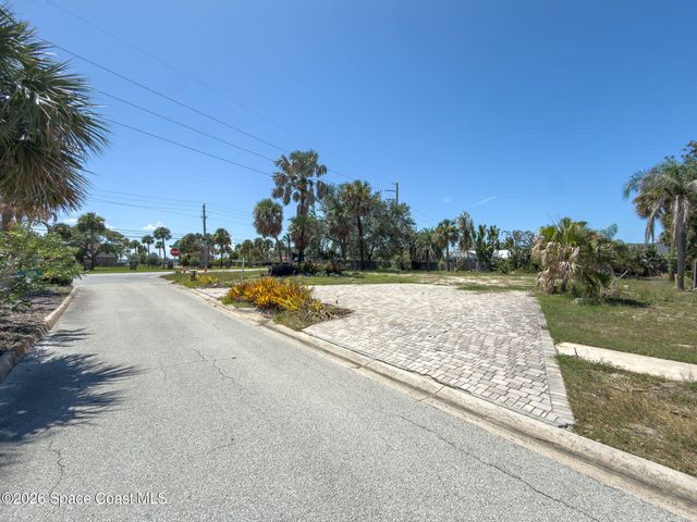 292 Sand Dollar Road, Indialantic, FL 32903