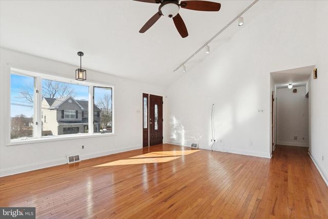 2643 PHIPPS AVE, Willow Grove, PA 19090