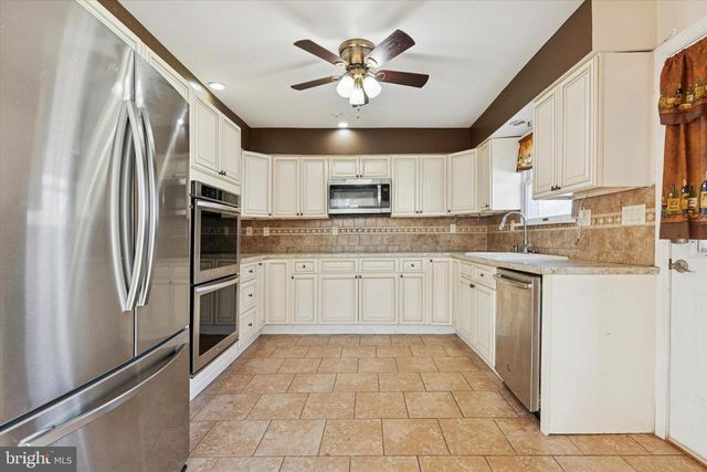 2643 PHIPPS AVE, Willow Grove, PA 19090