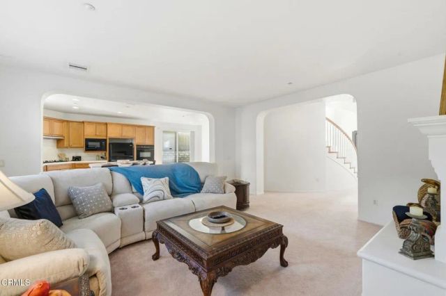 3325 Eagle Bend Lane, Oxnard, CA 93036