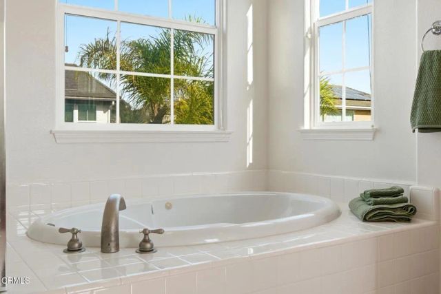 3325 Eagle Bend Lane, Oxnard, CA 93036