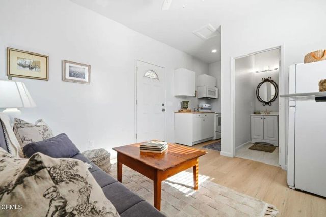 3325 Eagle Bend Lane, Oxnard, CA 93036