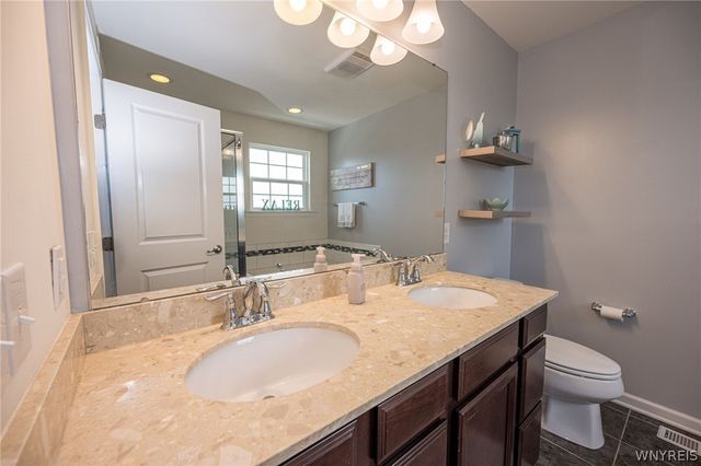 8 Adam Chris Drive, West Seneca, NY 14224