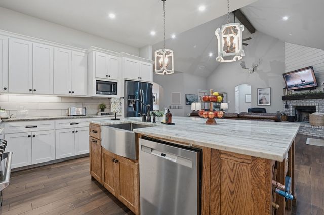 10210 Finch Road, Sanger, TX 76266