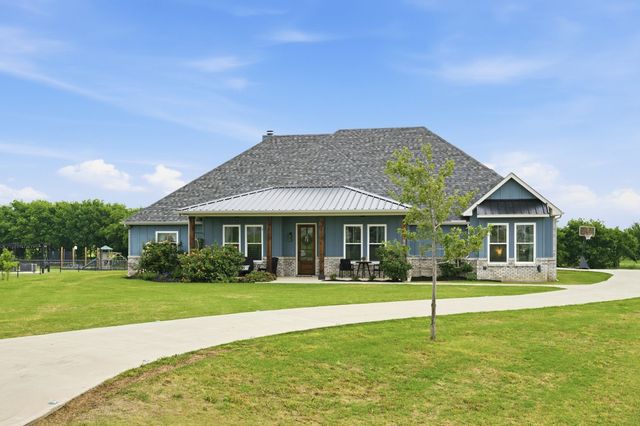 10210 Finch Road, Sanger, TX 76266