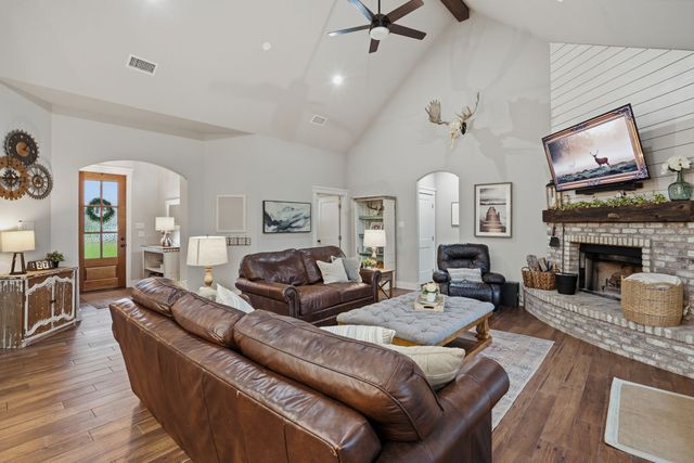 10210 Finch Road, Sanger, TX 76266