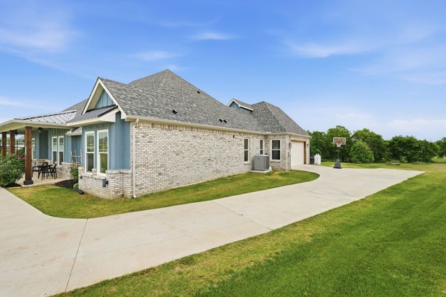 10210 Finch Road, Sanger, TX 76266