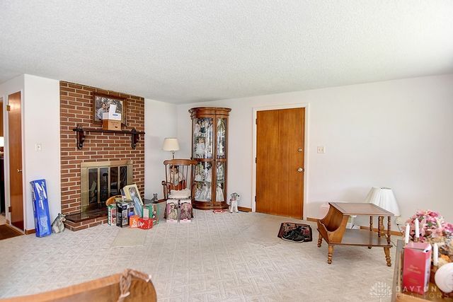 816 Skyview Drive, Dayton, OH 45449