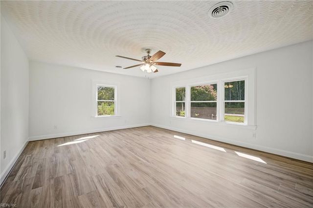 9972 Southwestern BLVD, Suffolk, VA 23437